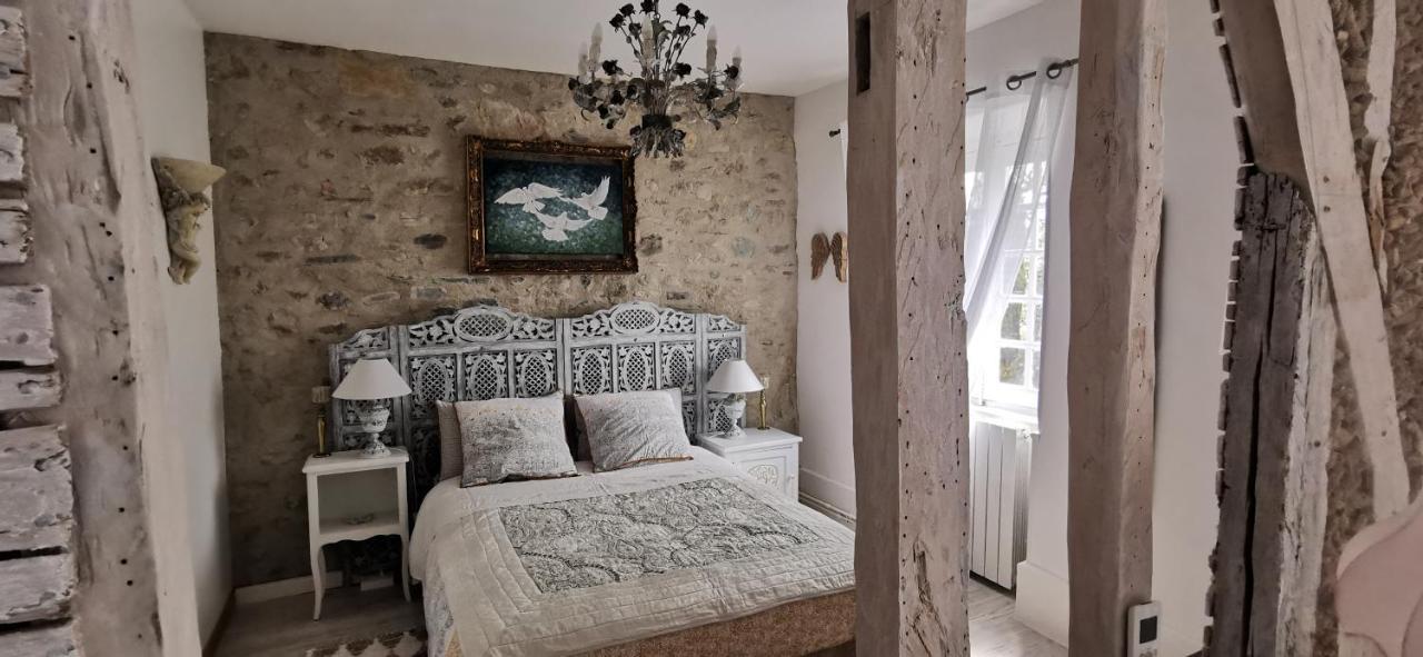 Chateau De Verdalle Luaran gambar