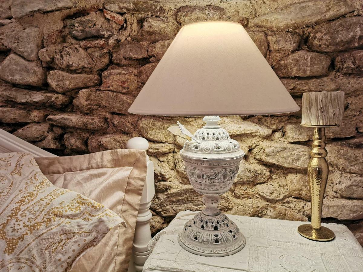 Chateau De Verdalle Luaran gambar